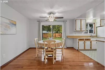 8513 NE Lewis Dr, Vancouver, WA 98662 - Photo 10