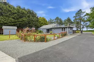92124 Cape Arago Hwy, Coos Bay, OR 97420 - Photo 6