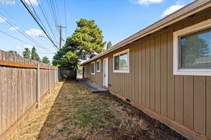 2702 Tomahawk Ln, Eugene, OR 97401 - Photo 4