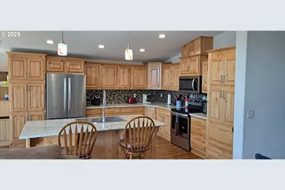 714 St. James Pl, Molalla, OR 97038 - Photo 12