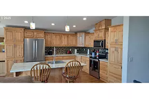714 St James Pl, Molalla, OR 97038 - Photo 12