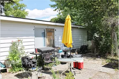 70822 SW Douglas Dr, Pendleton, OR 97801 - Photo 2