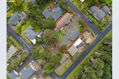 1035 SW 15th St, Lincoln City, OR 97367 - Photo 4