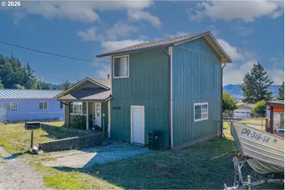 1826 22nd St, Myrtle Point, OR 97458 - Photo 4
