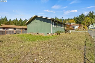 1826 22nd St, Myrtle Point, OR 97458 - Photo 8