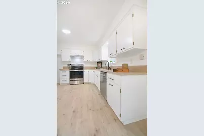 119 Key Rd, Castle Rock, WA 98611 - Photo 8