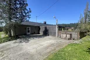 54824 Robinson Rd, Coquille, OR 97423 - Photo 10