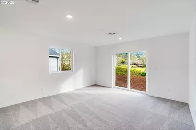 687 Minnesota St, Lebanon, OR 97355 - Photo 6