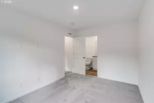 687 Minnesota St, Lebanon, OR 97355 - Photo 12