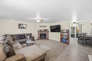 4193 SE Wynnwood Dr, Hillsboro, OR 97123 - Photo 6