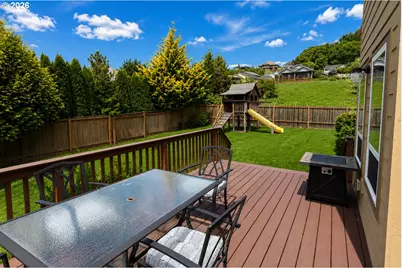 2469 37th St, Washougal, WA 98671 - Photo 34
