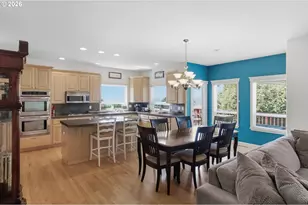 2469 37th St, Washougal, WA 98671 - Photo 12