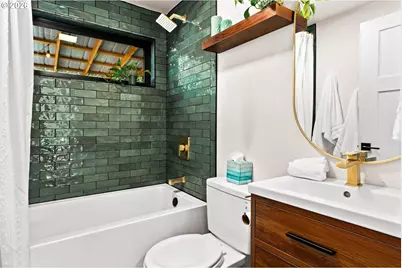 1928 Arthur St, Eugene, OR 97405 - Photo 12