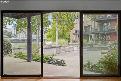 810 NW Naito Pkwy #F24, Portland, OR 97209 - Photo 4