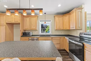 1228 Spruce St, Myrtle Point, OR 97458 - Photo 14