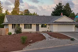 823 NE 96th Ave, Vancouver, WA 98664 - Photo 2
