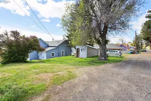 400 Mc Coy St, Moro, OR 97039 - Photo 8