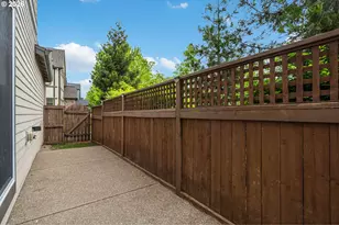 10883 SW Stockholm Dr, Wilsonville, OR 97070 - Photo 40
