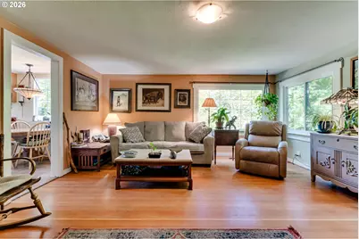3374 Loma Linda Dr, Eugene, OR 97405 - Photo 8