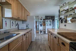 42528 Hensley Hill Rd, Port Orford, OR 97465 - Photo 8