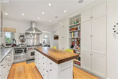 2677 NW Westover Rd, Portland, OR 97210 - Photo 22