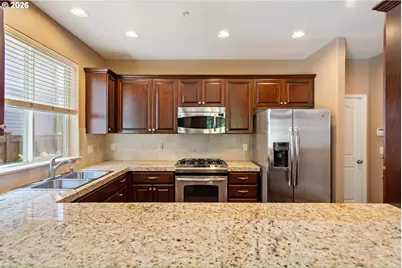 11986 SW Surrey St, Wilsonville, OR 97070 - Photo 14