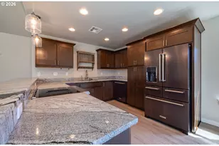 160 Braxton Ct, Roseburg, OR 97471 - Photo 6