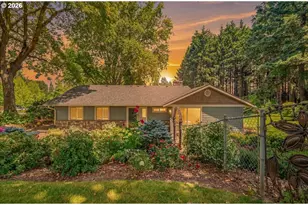 10380 SW Canterbury Ln, Portland, OR 97224 - Photo 4