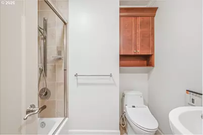 10380 SW Canterbury Ln, Portland, OR 97224 - Photo 28