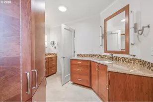 10380 SW Canterbury Ln, Portland, OR 97224 - Photo 24