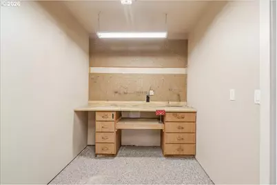 10380 SW Canterbury Ln, Portland, OR 97224 - Photo 38