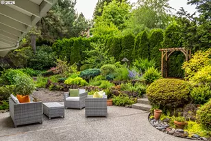 145 S Ridge Dr, Portland, OR 97219 - Photo 30