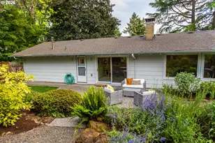 145 S Ridge Dr, Portland, OR 97219 - Photo 28