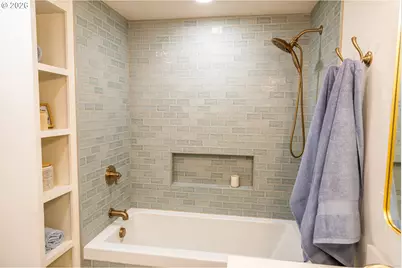 145 S Ridge Dr, Portland, OR 97219 - Photo 18