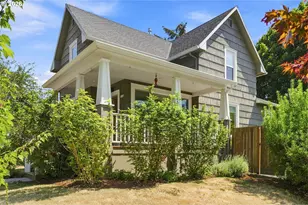 1604 SE Lambert St, Portland, OR 97202 - Photo 1