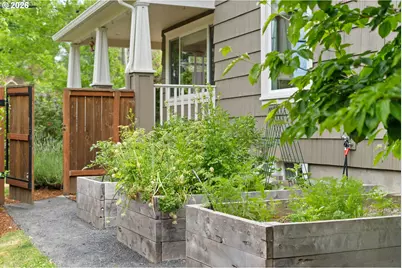 1604 SE Lambert St, Portland, OR 97202 - Photo 34