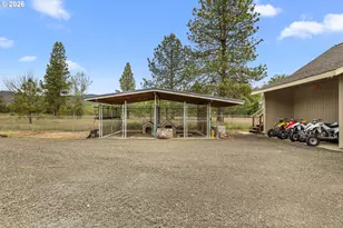 300 Mattie K Ln, Roseburg, OR 97471 - Photo 38