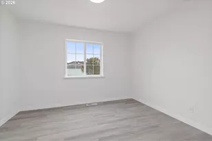 2445 NE 47th St, Lincoln City, OR 97367 - Photo 30
