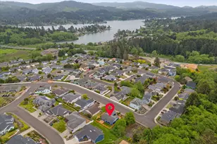 2445 NE 47th St, Lincoln City, OR 97367 - Photo 2
