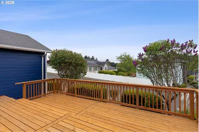 2445 NE 47th St, Lincoln City, OR 97367 - Photo 38