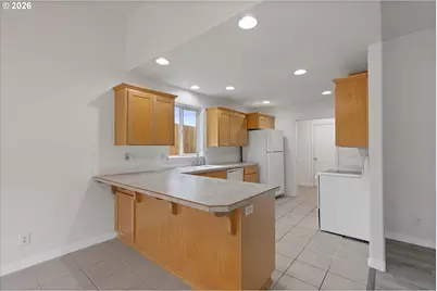 2445 NE 47th St, Lincoln City, OR 97367 - Photo 16