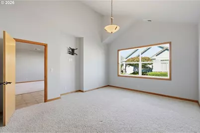 2030 Lakeland Way, Eugene, OR 97408 - Photo 16