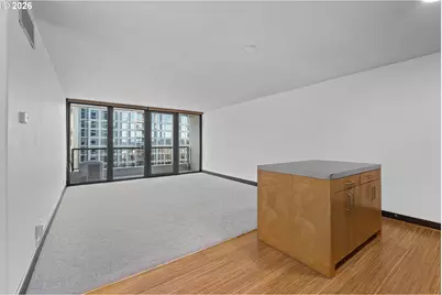 255 SW Harrison St #15C, Portland, OR 97201 - Photo 6