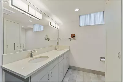 21047 NE Interlachen Ln, Fairview, OR 97024 - Photo 24