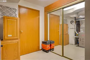 12340 NE Rose Pkwy, Portland, OR 97230 - Photo 32