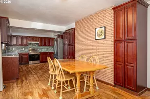 12340 NE Rose Pkwy, Portland, OR 97230 - Photo 12