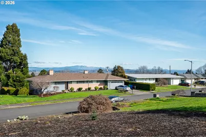 12340 NE Rose Pkwy, Portland, OR 97230 - Photo 4