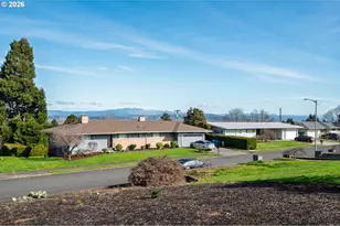 12340 NE Rose Pkwy, Portland, OR 97230 - Photo 4