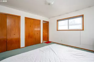 12340 NE Rose Pkwy, Portland, OR 97230 - Photo 20