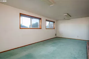 12340 NE Rose Pkwy, Portland, OR 97230 - Photo 24